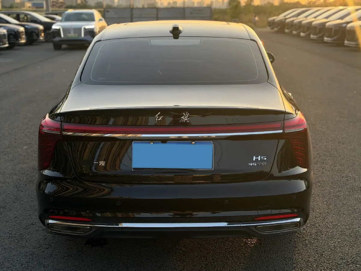2024 HongQi H5 1.5T 169HP L4 7DCT,autocango,china used car exporter,china ev exporter,chinese used car exporter,chinese used ev exporter