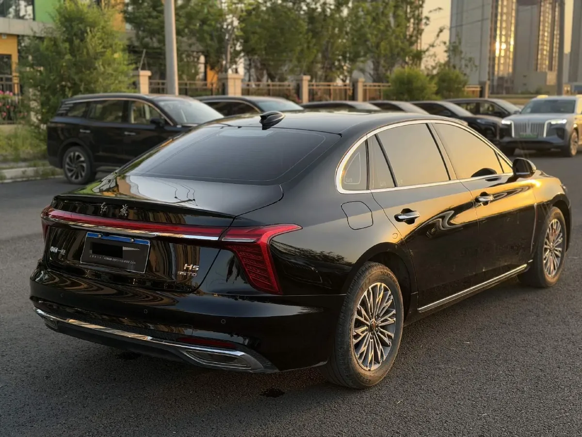 2024 HongQi H5 1.5T 169HP L4 7DCT,autocango,china used car exporter,china ev exporter,chinese used car exporter,chinese used ev exporter