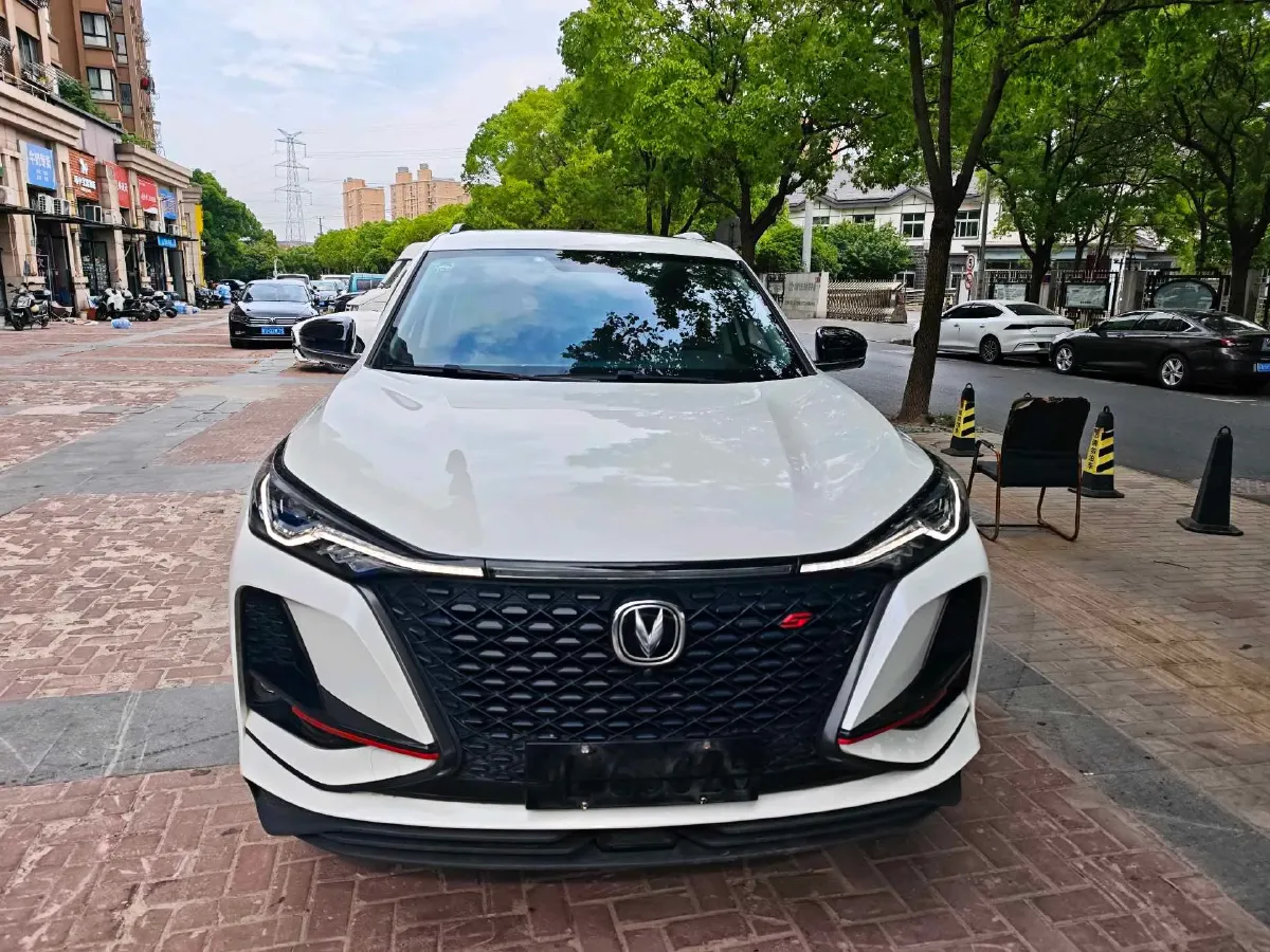 2021 ChangAn CS75 Plus 1.5T 178HP L4 6AT,autocango,china used car exporter,china ev exporter,chinese used car exporter,chinese used ev exporter