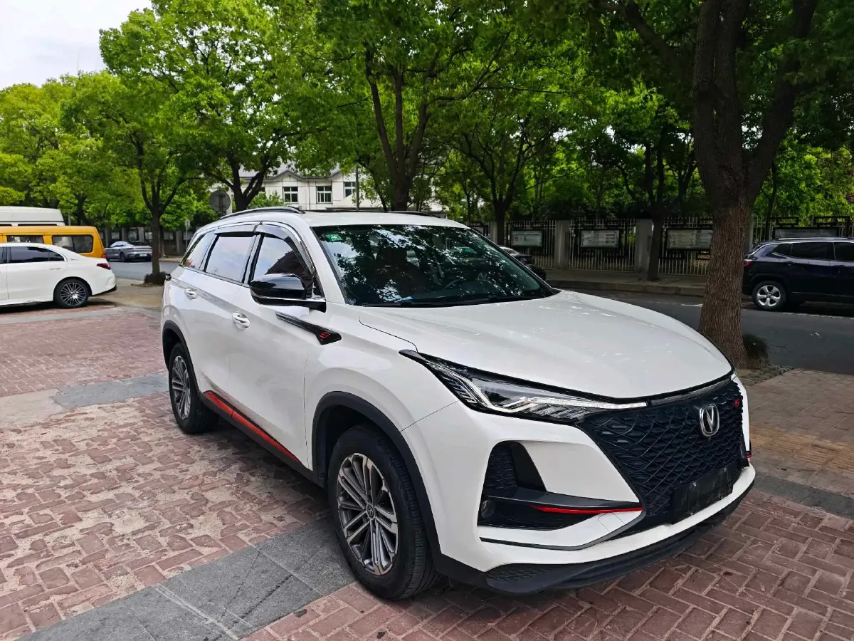2021 ChangAn CS75 Plus 1.5T 178HP L4 6AT,autocango,china used car exporter,china ev exporter,chinese used car exporter,chinese used ev exporter