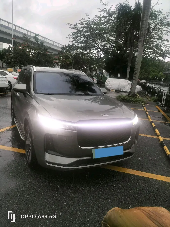2020 Li ONE Range Extended 131HP REEV 40.5KWH,autocango,china used car exporter,china ev exporter,chinese used car exporter,chinese used ev exporter