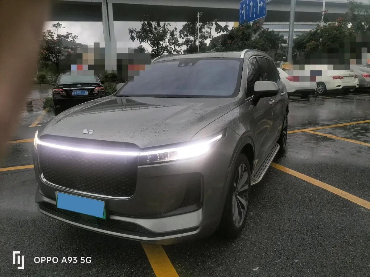 2020 Li ONE Range Extended 131HP REEV 40.5KWH,autocango,china used car exporter,china ev exporter,chinese used car exporter,chinese used ev exporter