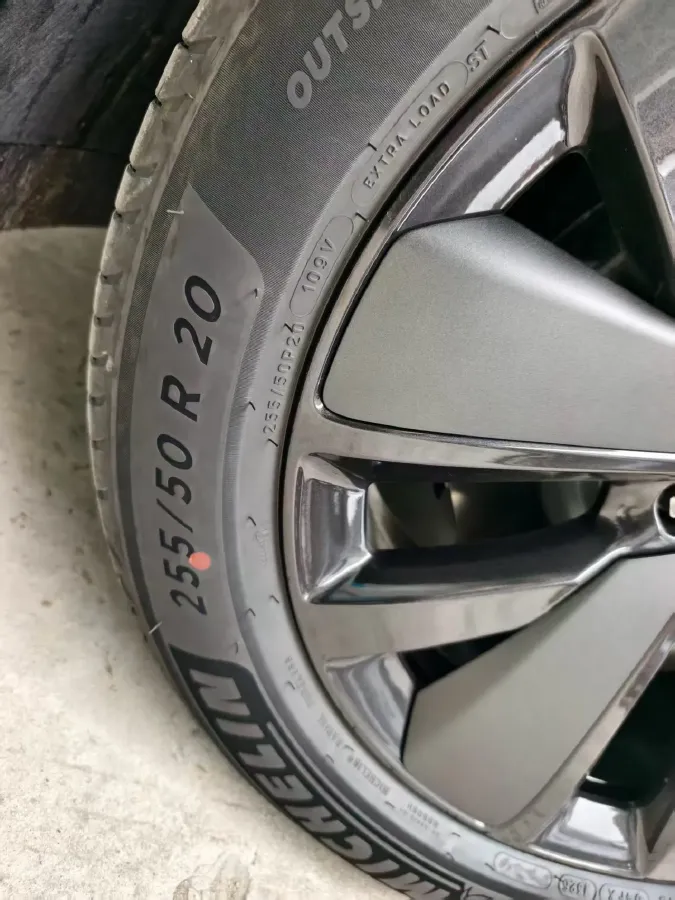 2025 Li L7 Range Extended 154HP REEV,autocango,china used car exporter,china ev exporter,chinese used car exporter,chinese used ev exporter