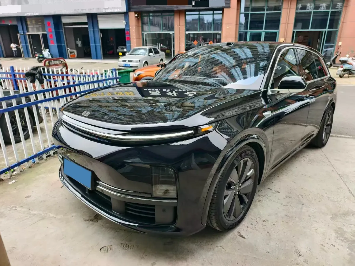 2025 Li L7 Range Extended 154HP REEV,autocango,china used car exporter,china ev exporter,chinese used car exporter,chinese used ev exporter