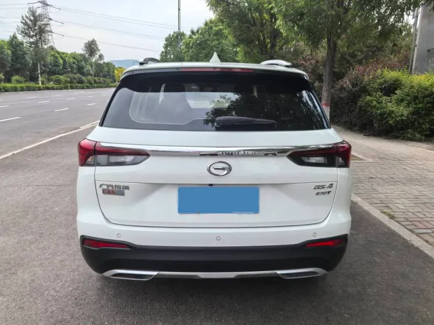 2021 GAC Trumpchi GS4 1.5T 169HP L4 6AT,autocango,china used car exporter,china ev exporter,chinese used car exporter,chinese used ev exporter