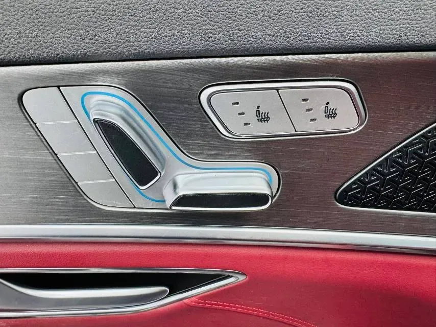 2023 ChangAn Oshan X7 Plus 1.5T 188HP L4 7DCT,autocango,china used car exporter,china ev exporter,chinese used car exporter,chinese used ev exporter