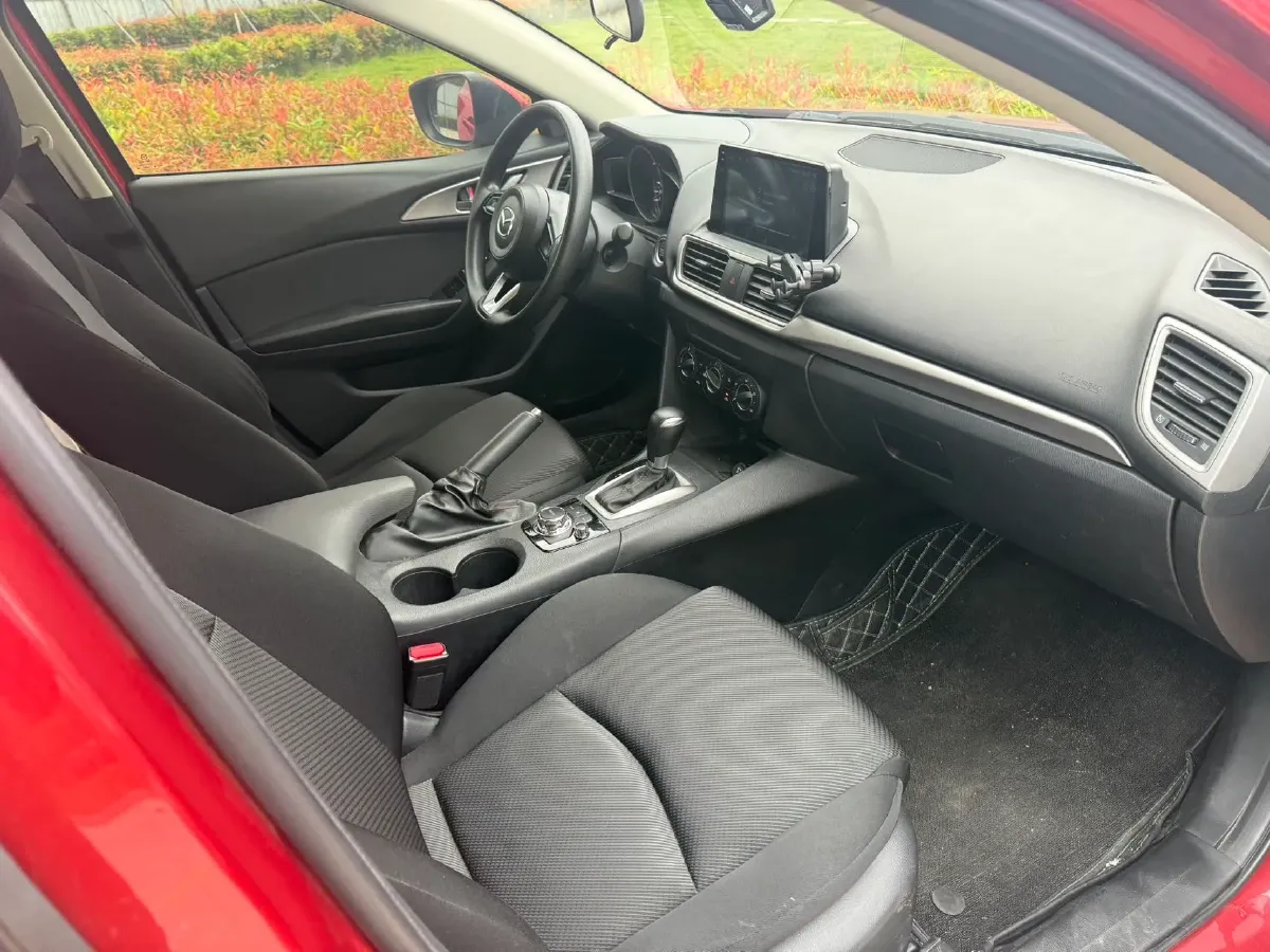 2017 Mazda 3 Axela 1.5L 117HP L4 6AT,autocango,china used car exporter,china ev exporter,chinese used car exporter,chinese used ev exporter