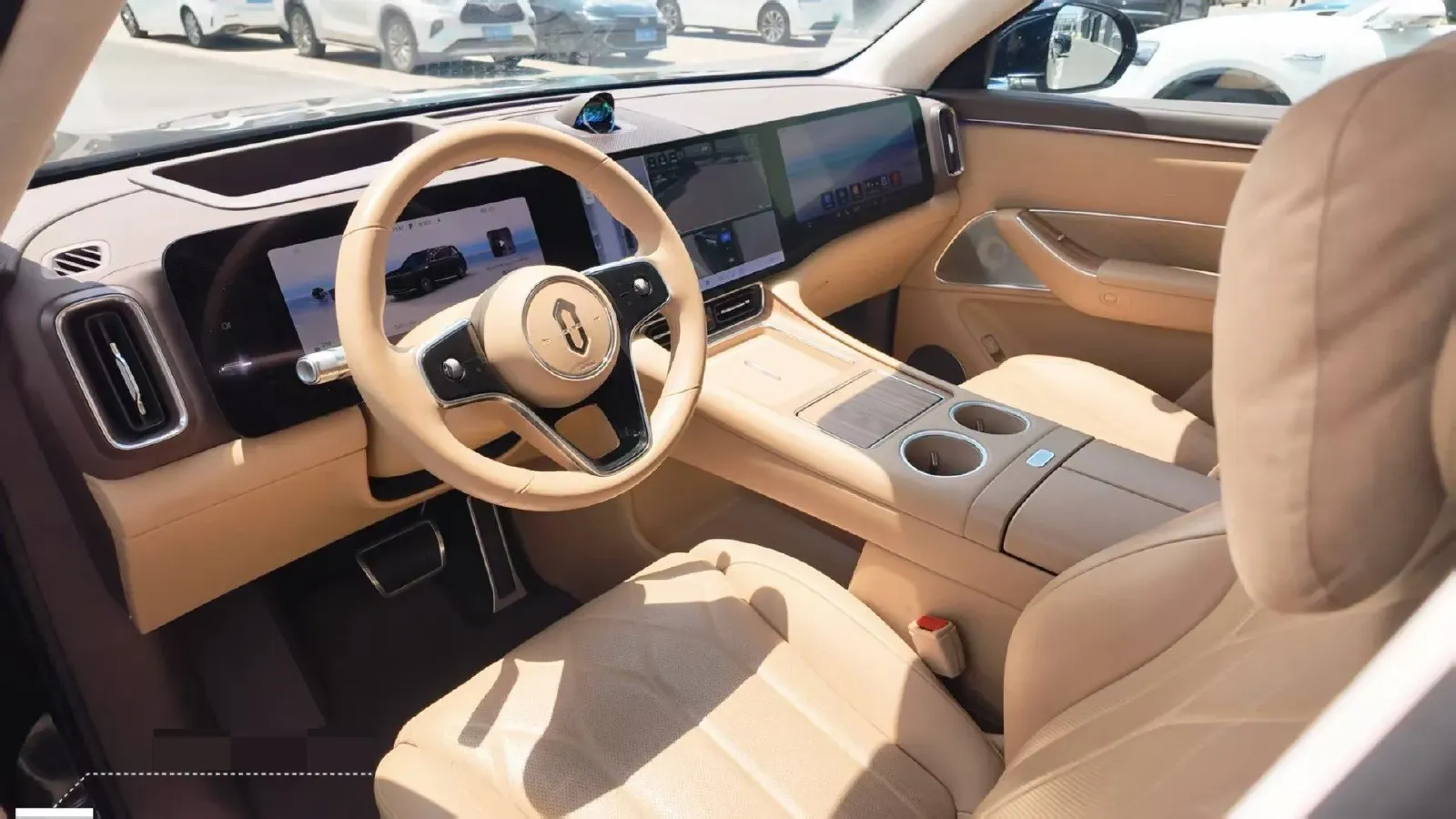 2025 AITO AITO M8 REEV 160HP REEV 53.4KWH,autocango,china used car exporter,china ev exporter,chinese used car exporter,chinese used ev exporter