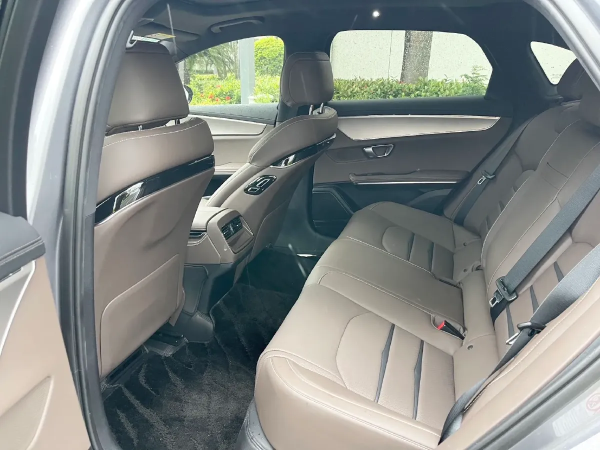 2020 WEY VV7 2.0T 227HP L4 7DCT PHEV,autocango,china used car exporter,china ev exporter,chinese used car exporter,chinese used ev exporter