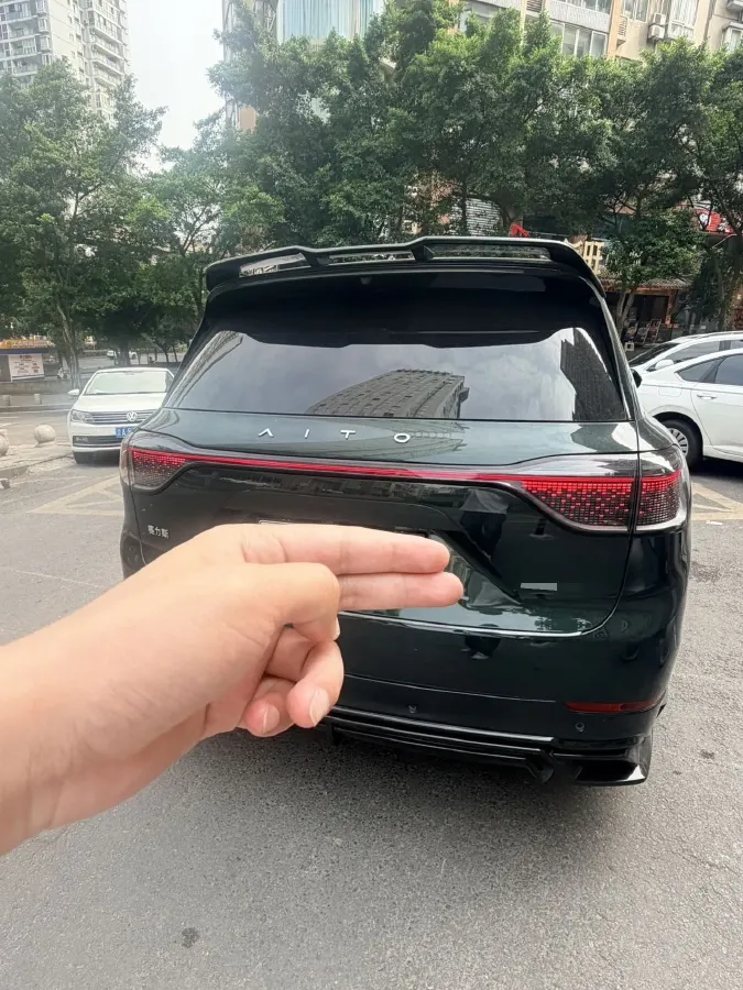2024 AITO AITO M9 1.5T 152HP L4 REEV 42KWH,autocango,china used car exporter,china ev exporter,chinese used car exporter,chinese used ev exporter