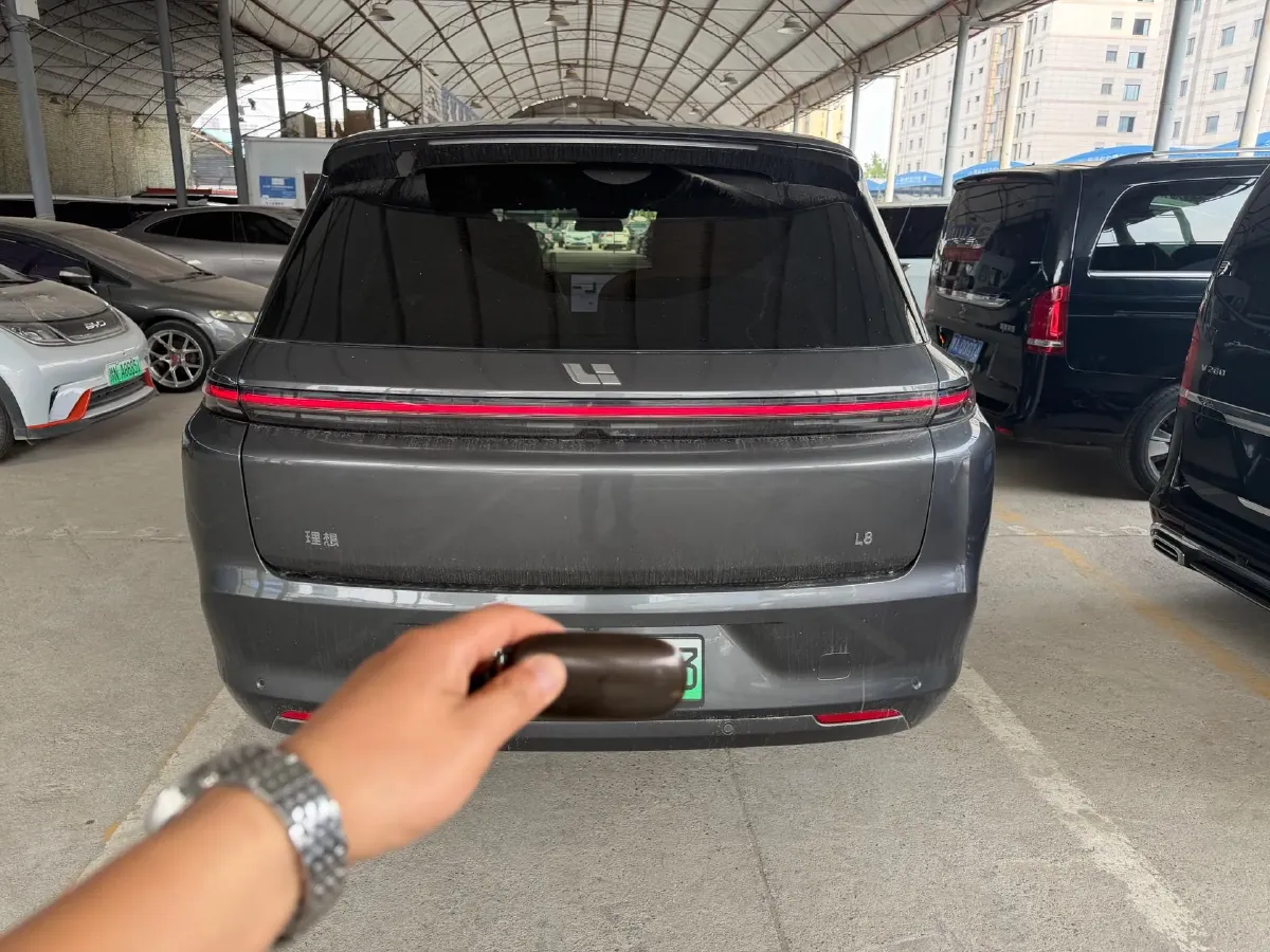 2023 Li L7 Range Extended 154HP REEV 40.9KWH,autocango,china used car exporter,china ev exporter,chinese used car exporter,chinese used ev exporter