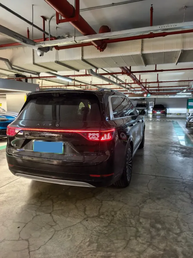 2025 AITO AITO M9 REEV 160HP REEV 52KWH,autocango,china used car exporter,china ev exporter,chinese used car exporter,chinese used ev exporter