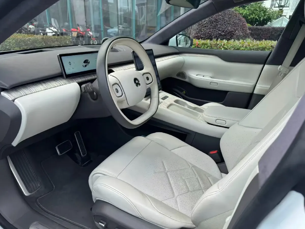 2021 Volkswagen ID.6 Crozz BEV 84.8KWH,autocango,china used car exporter,china ev exporter,chinese used car exporter,chinese used ev exporter