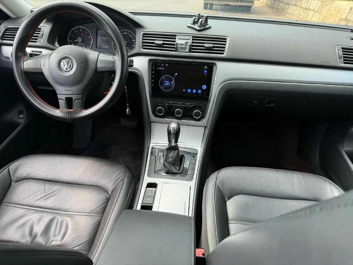 2013 Volkswagen Passat 1.8T 160HP L4 7DCT,autocango,china used car exporter,china ev exporter,chinese used car exporter,chinese used ev exporter