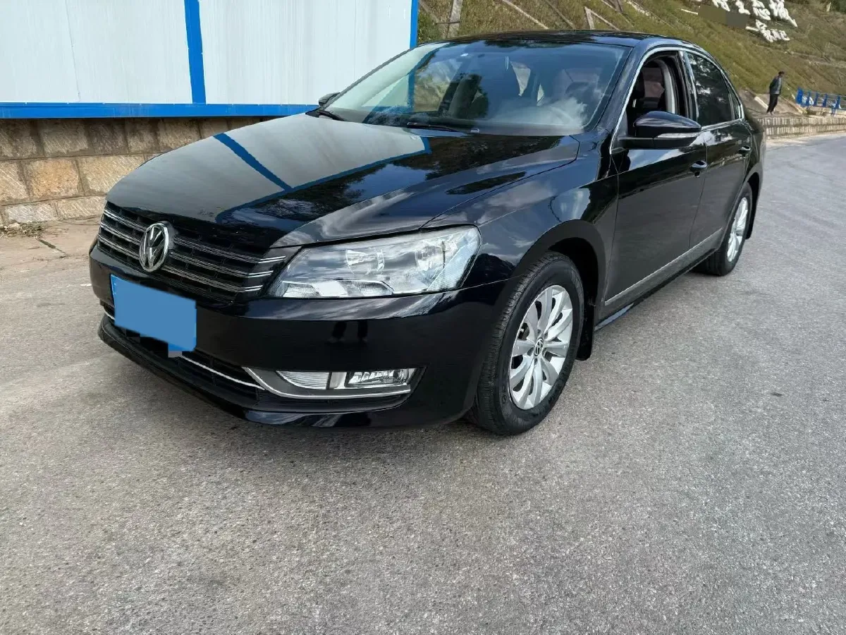 2013 Volkswagen Passat 1.8T 160HP L4 7DCT,autocango,china used car exporter,china ev exporter,chinese used car exporter,chinese used ev exporter