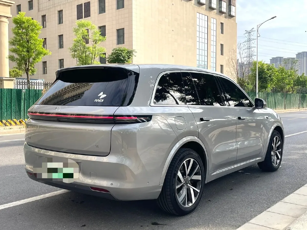 2023 Li L8 Range Extended 154HP REEV 40.9KWH,autocango,china used car exporter,china ev exporter,chinese used car exporter,chinese used ev exporter