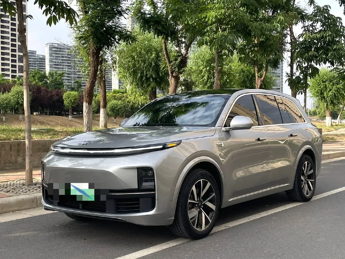 2023 Li L8 Range Extended 154HP REEV 40.9KWH,autocango,china used car exporter,china ev exporter,chinese used car exporter,chinese used ev exporter