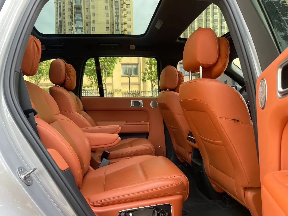 2023 Li L8 Range Extended 154HP REEV 40.9KWH,autocango,china used car exporter,china ev exporter,chinese used car exporter,chinese used ev exporter
