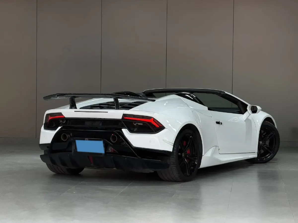 2017 Lamborghini Huracán 5.2L 580HP V10 7DCT,autocango,china used car exporter,china ev exporter,chinese used car exporter,chinese used ev exporter