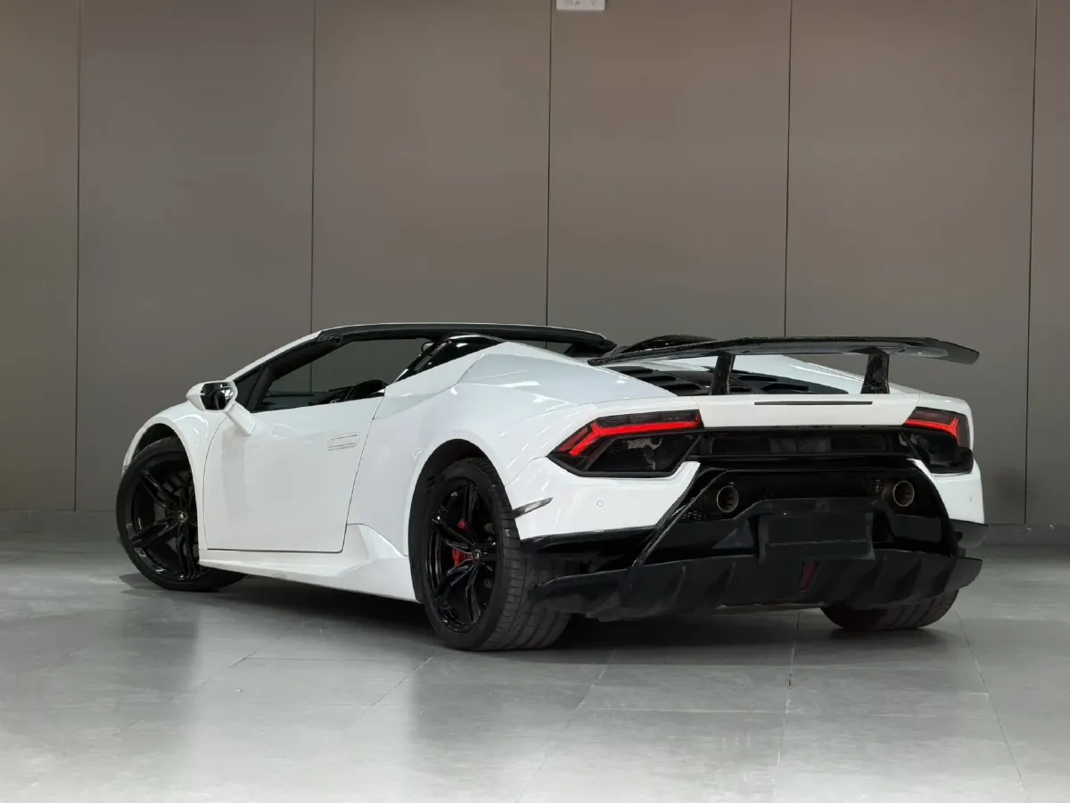 2017 Lamborghini Huracán 5.2L 580HP V10 7DCT,autocango,china used car exporter,china ev exporter,chinese used car exporter,chinese used ev exporter