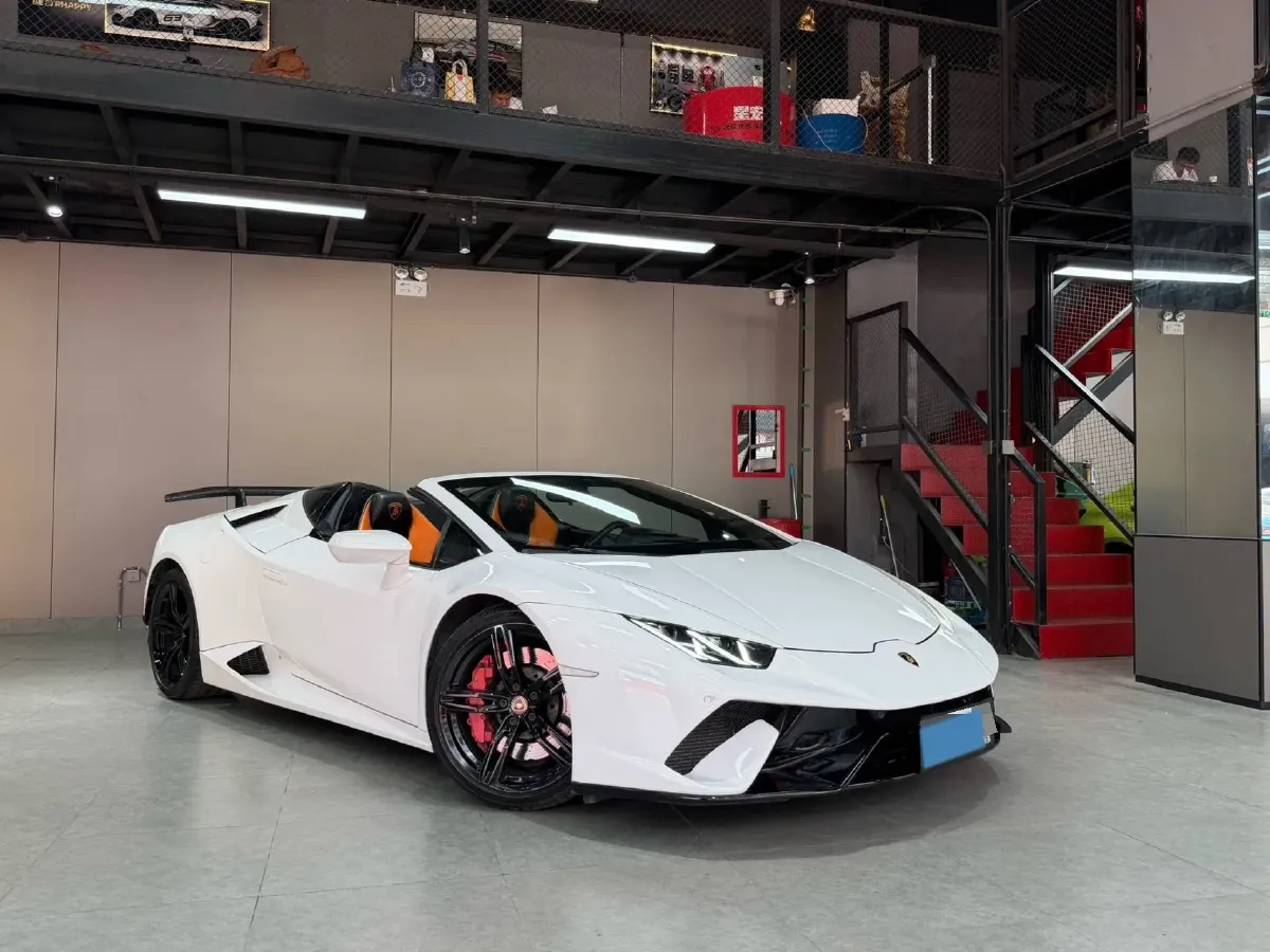 2017 Lamborghini Huracán 5.2L 580HP V10 7DCT,autocango,china used car exporter,china ev exporter,chinese used car exporter,chinese used ev exporter