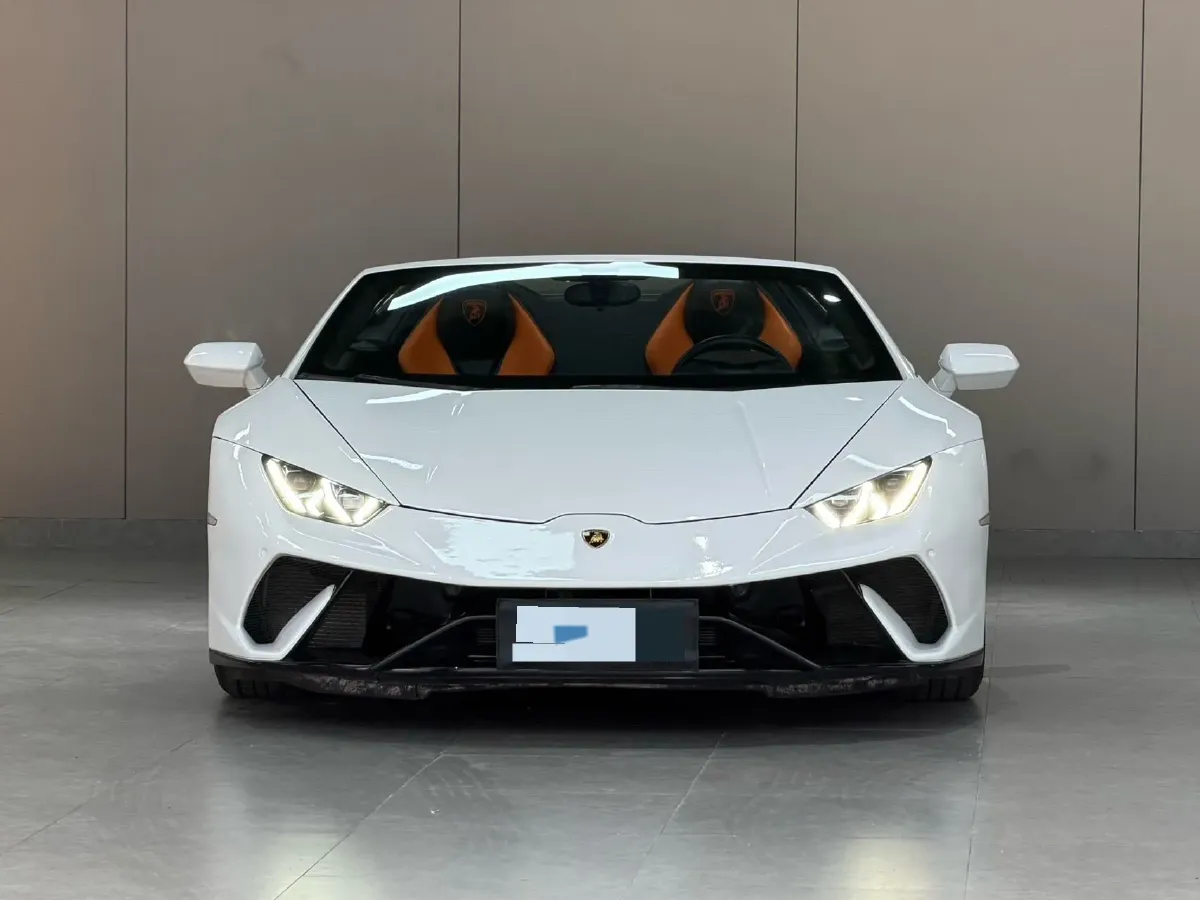 2017 Lamborghini Huracán 5.2L 580HP V10 7DCT,autocango,china used car exporter,china ev exporter,chinese used car exporter,chinese used ev exporter