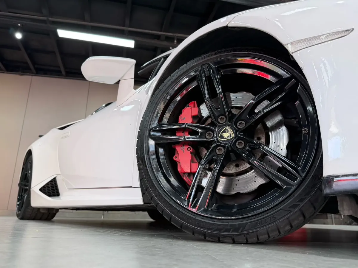 2017 Lamborghini Huracán 5.2L 580HP V10 7DCT,autocango,china used car exporter,china ev exporter,chinese used car exporter,chinese used ev exporter