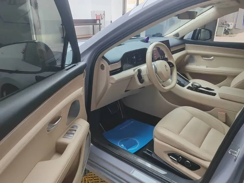 2024 HIMA AITO M5 1.5T 152HP L4 REEV 42KWH,autocango,china used car exporter,china ev exporter,chinese used car exporter,chinese used ev exporter