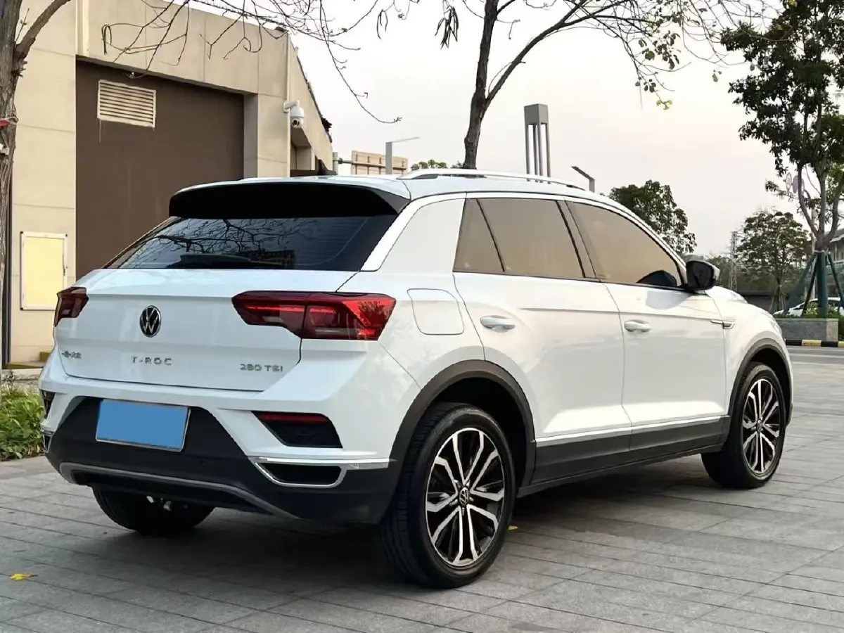 2022 Volkswagen T-Roc 1.4T 150HP L4 7DCT,autocango,china used car exporter,china ev exporter,chinese used car exporter,chinese used ev exporter