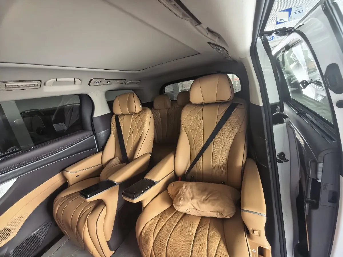 2025 Denza D9 1.5T 156HP L4 E-CVT PHEV 40KWH,autocango,china used car exporter,china ev exporter,chinese used car exporter,chinese used ev exporter