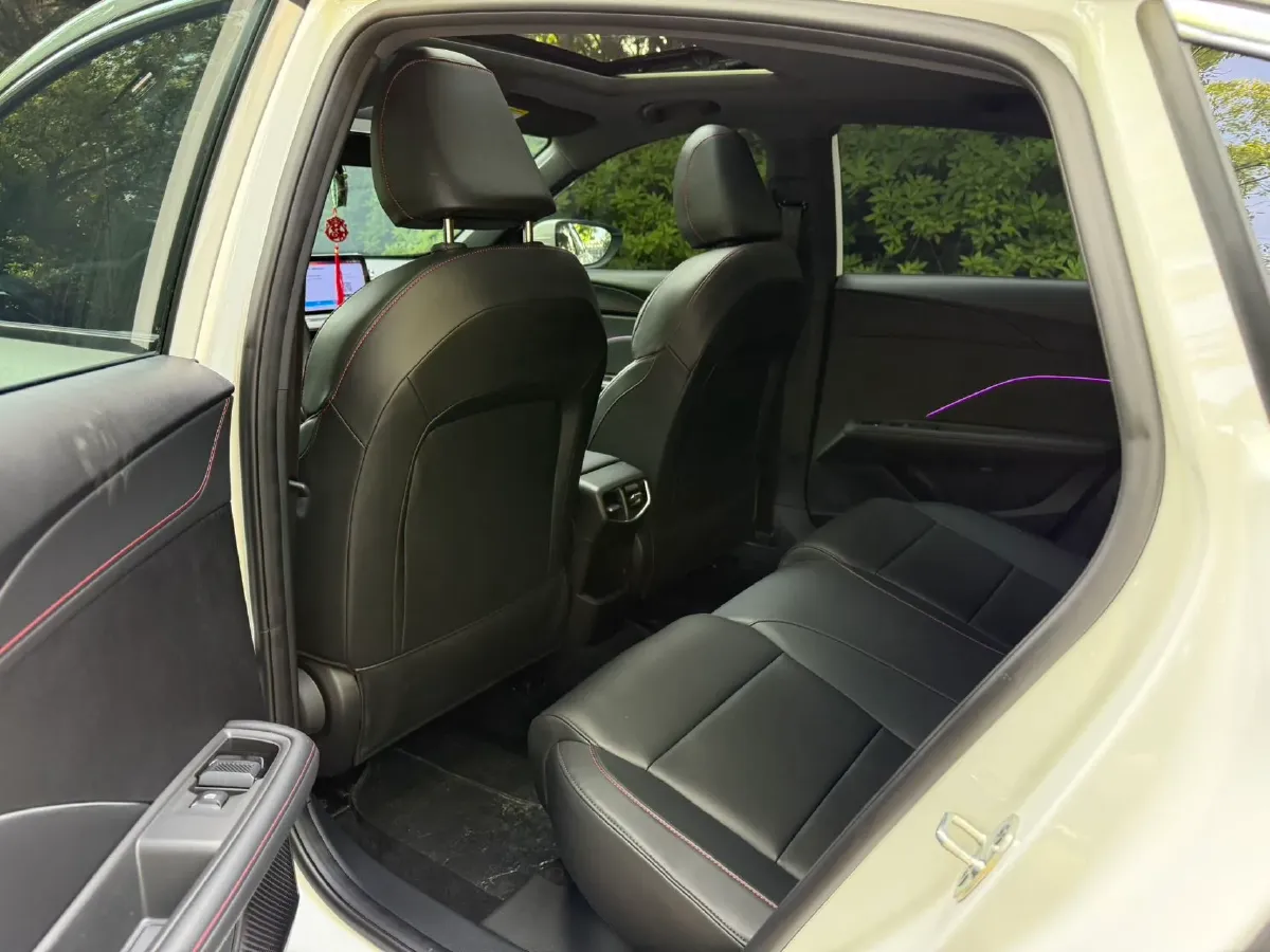 2025 MG 5 1.5L 129HP L4 CVT,autocango,china used car exporter,china ev exporter,chinese used car exporter,chinese used ev exporter