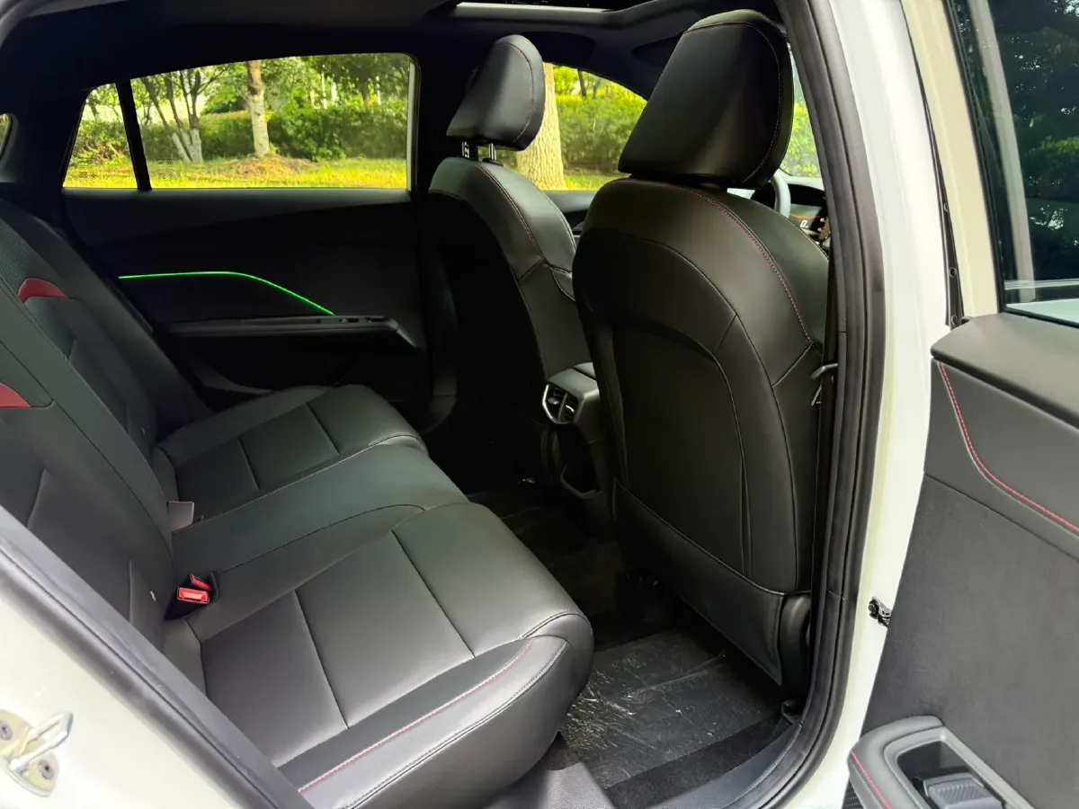 2025 MG 5 1.5L 129HP L4 CVT,autocango,china used car exporter,china ev exporter,chinese used car exporter,chinese used ev exporter