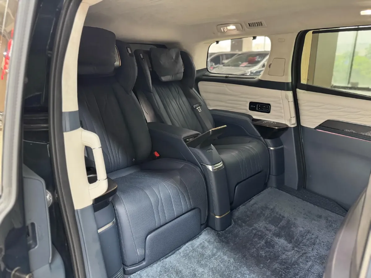 2023 Buick Century 2.0T 237HP L4 9AT,autocango,china used car exporter,china ev exporter,chinese used car exporter,chinese used ev exporter