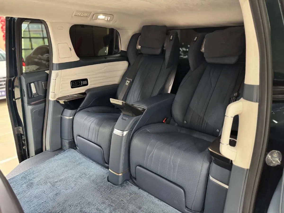 2023 Buick Century 2.0T 237HP L4 9AT,autocango,china used car exporter,china ev exporter,chinese used car exporter,chinese used ev exporter
