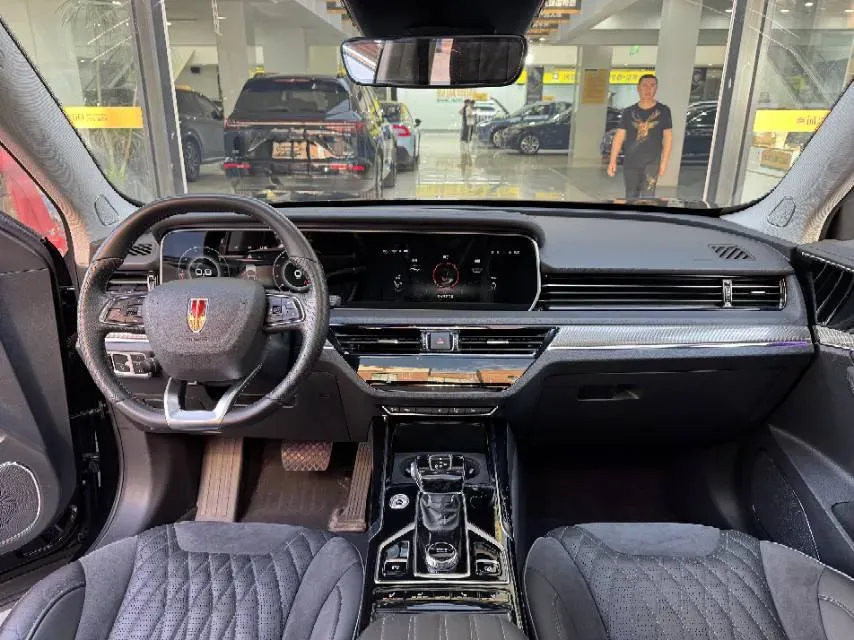 2022 HongQi HS5 2.0T 224HP L4 6AT,autocango,china used car exporter,china ev exporter,chinese used car exporter,chinese used ev exporter