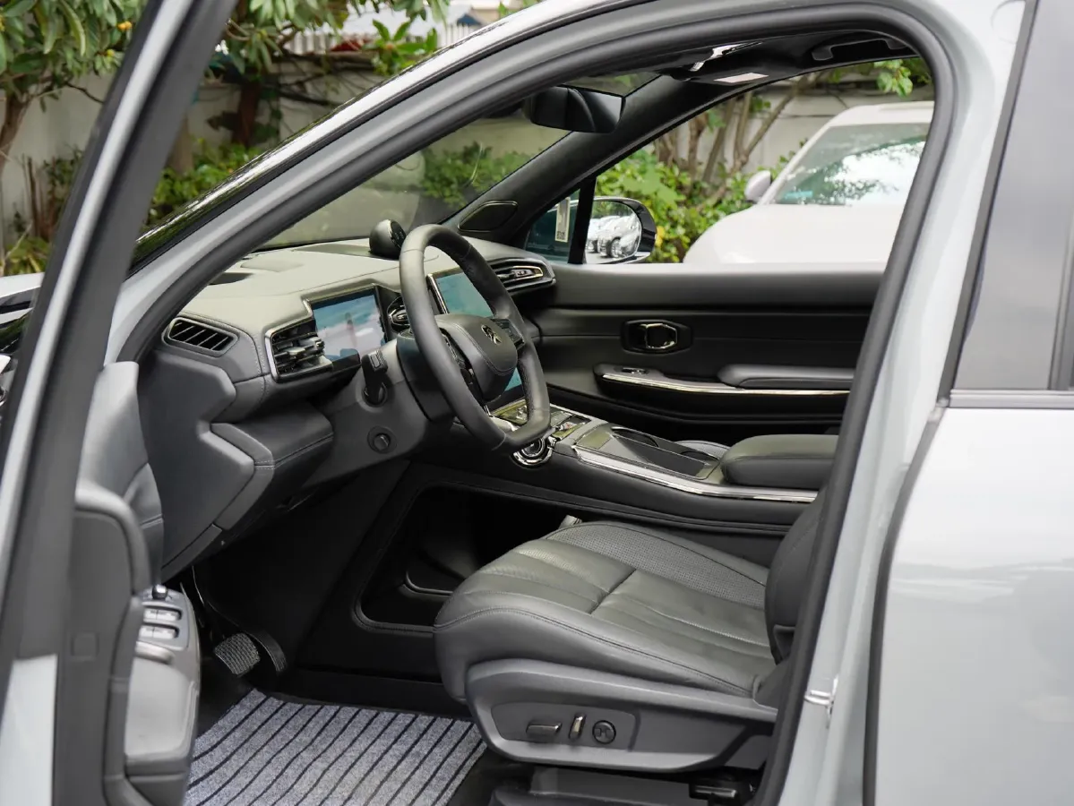 2020 NIO ES8 BEV 70KWH,autocango,china used car exporter,china ev exporter,chinese used car exporter,chinese used ev exporter