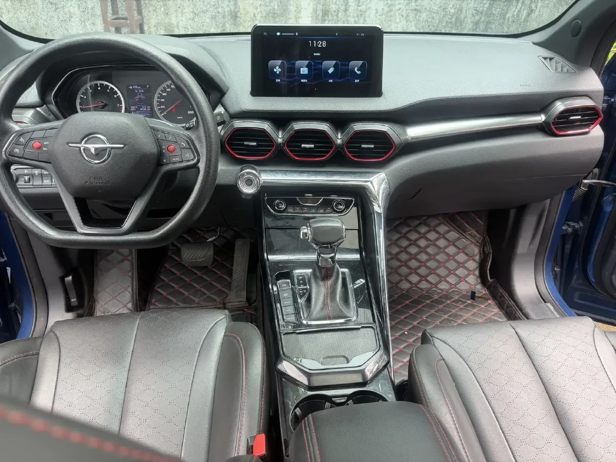 2019 HaiMa 8S 1.6T 195HP L4 6AT,autocango,china used car exporter,china ev exporter,chinese used car exporter,chinese used ev exporter