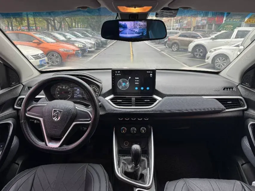 2018 BaoJun 530 1.5T 150HP L4 6MT,autocango,china used car exporter,china ev exporter,chinese used car exporter,chinese used ev exporter