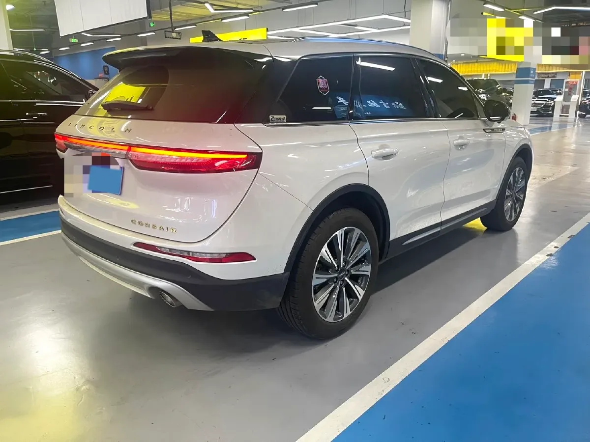 2022 Lincoln Corsair 2.0T 245HP L4 8AT,autocango,china used car exporter,china ev exporter,chinese used car exporter,chinese used ev exporter