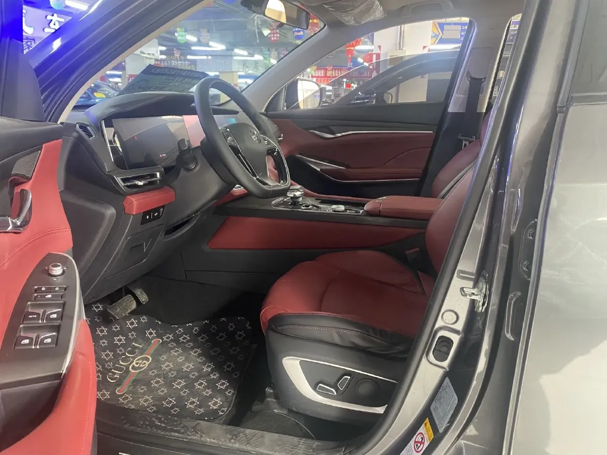 2021 ChangAn CS75 Plus 2.0T 233HP L4 8AT,autocango,china used car exporter,china ev exporter,chinese used car exporter,chinese used ev exporter