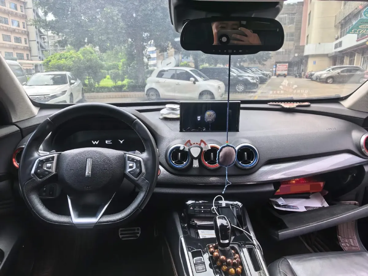 2017 WEY VV7 2.0T 234HP L4 7DCT,autocango,china used car exporter,china ev exporter,chinese used car exporter,chinese used ev exporter