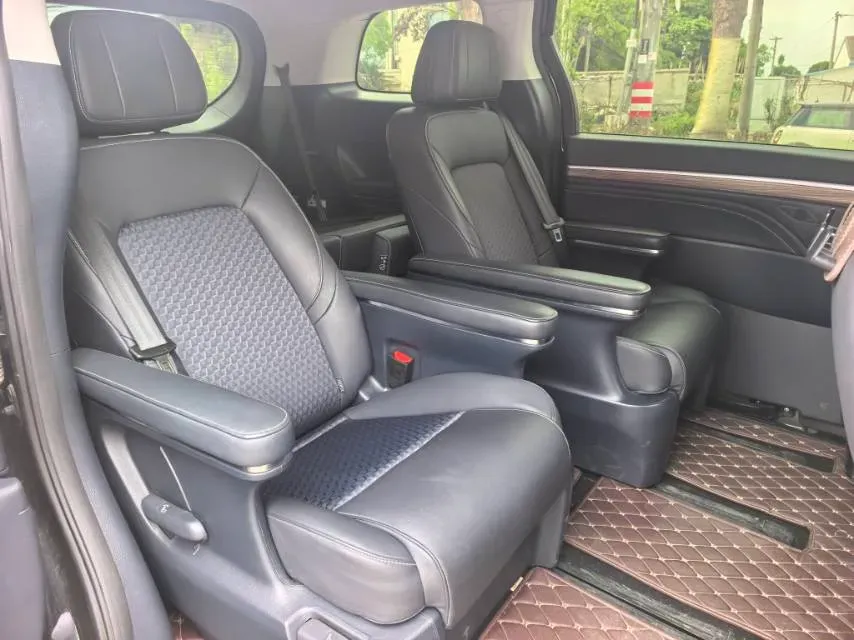 2021 GAC Trumpchi M8 2.0T 252HP L4 8AT,autocango,china used car exporter,china ev exporter,chinese used car exporter,chinese used ev exporter