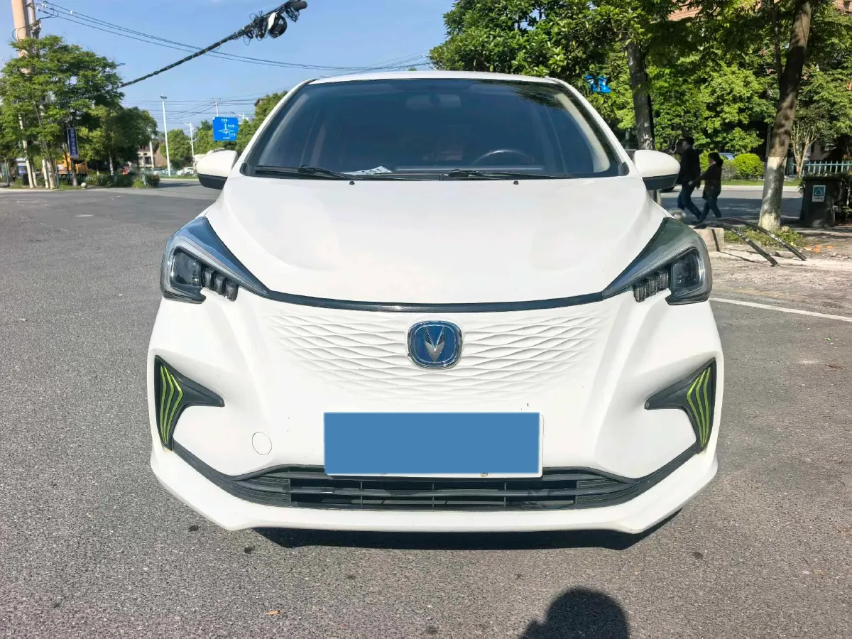 2022 ChangAn BenBen E-Star BEV 32.2KWH,autocango,china used car exporter,china ev exporter,chinese used car exporter,chinese used ev exporter