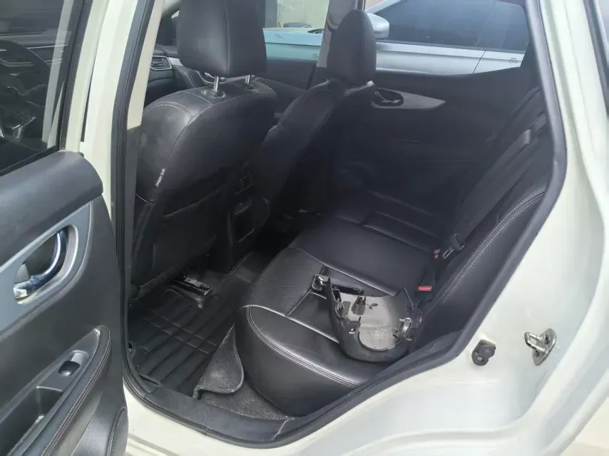 2021 Nissan Qashqai 2.0L 151HP L4 CVT,autocango,china used car exporter,china ev exporter,chinese used car exporter,chinese used ev exporter