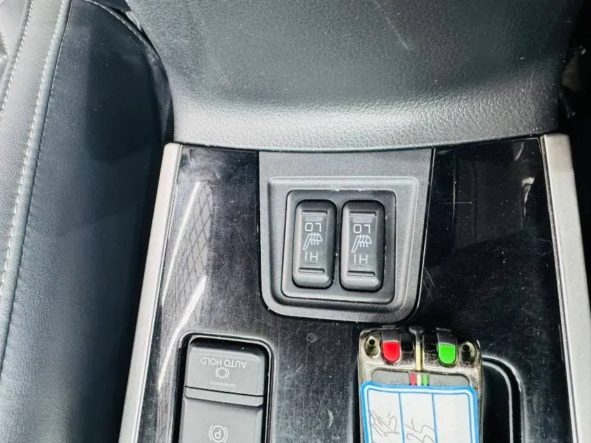2021 Mitsubishi Outlander 2.0L 166HP L4 CVT,autocango,china used car exporter,china ev exporter,chinese used car exporter,chinese used ev exporter