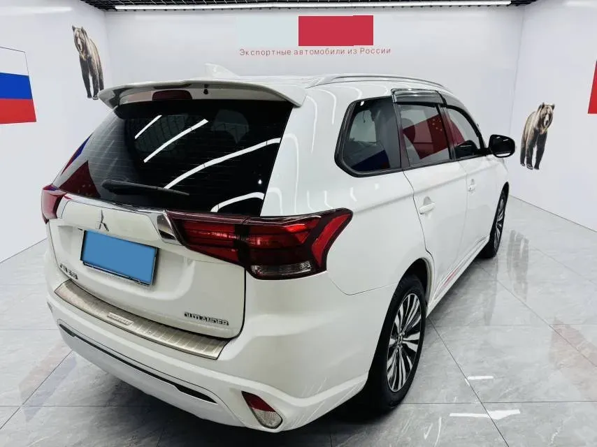2021 Mitsubishi Outlander 2.0L 166HP L4 CVT,autocango,china used car exporter,china ev exporter,chinese used car exporter,chinese used ev exporter