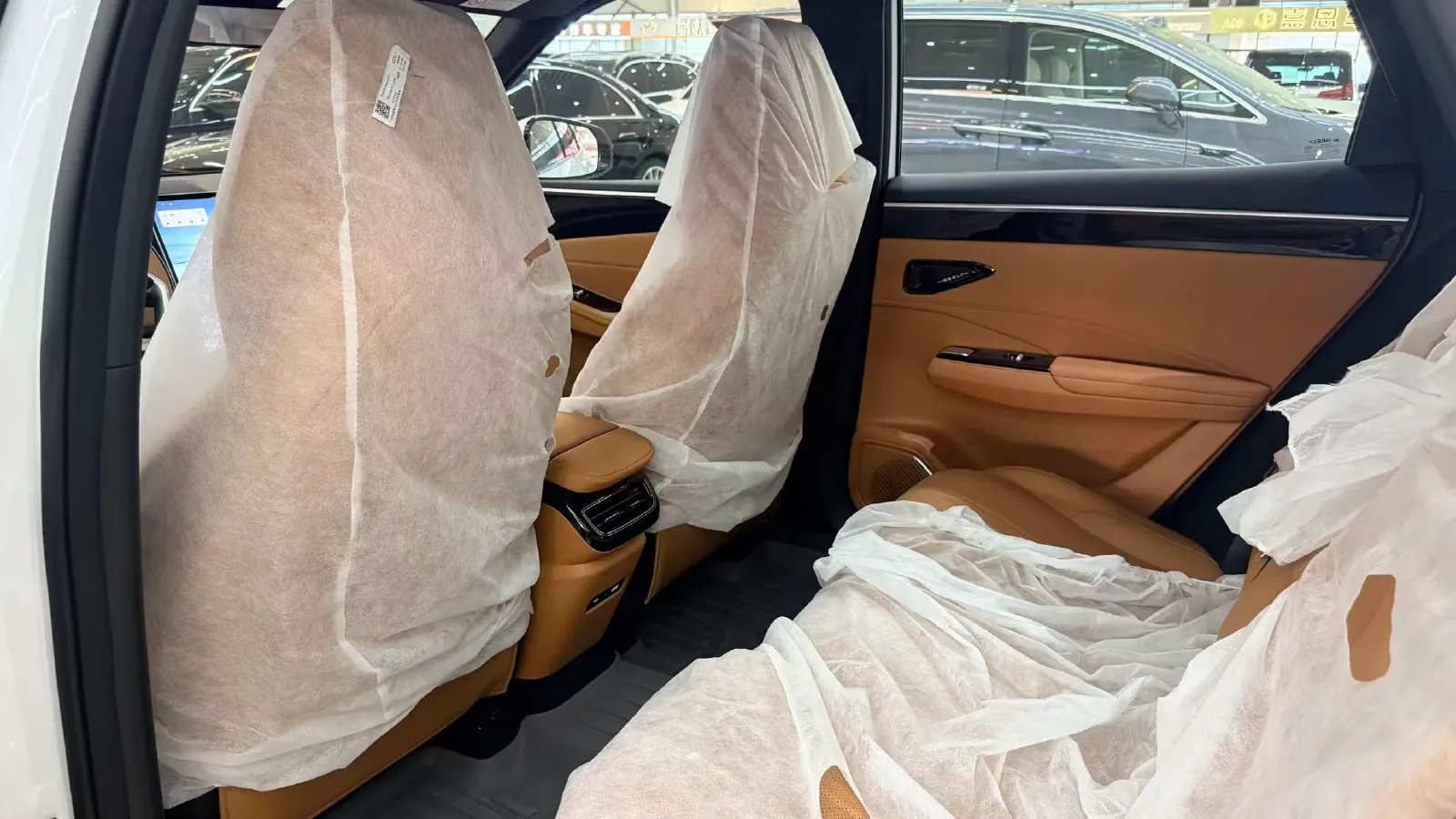 2025 Geely Galaxy L7 1.5L 112HP L4 1DHT PHEV 18.4KWH,autocango,china used car exporter,china ev exporter,chinese used car exporter,chinese used ev exporter