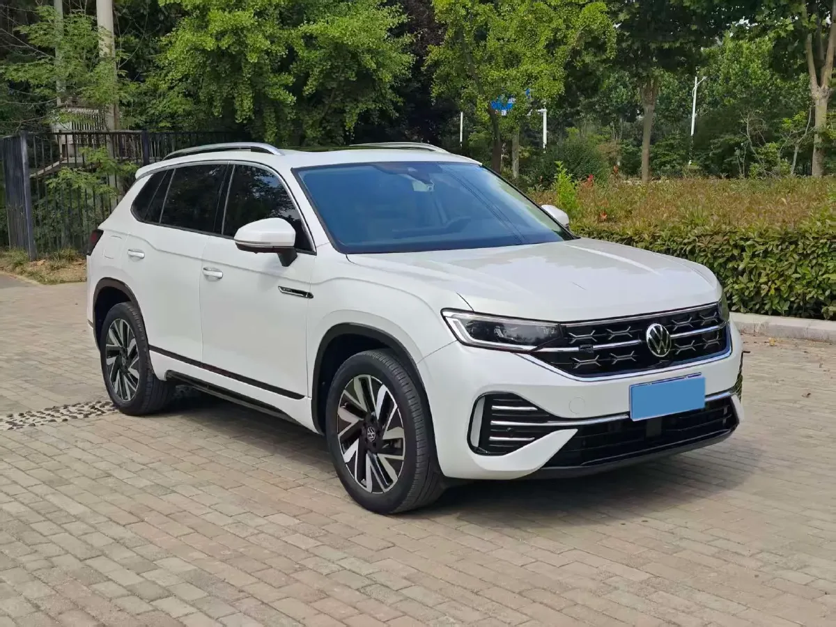 2023 Volkswagen Tayron 2.0T 220HP L4 7DCT,autocango,china used car exporter,china ev exporter,chinese used car exporter,chinese used ev exporter