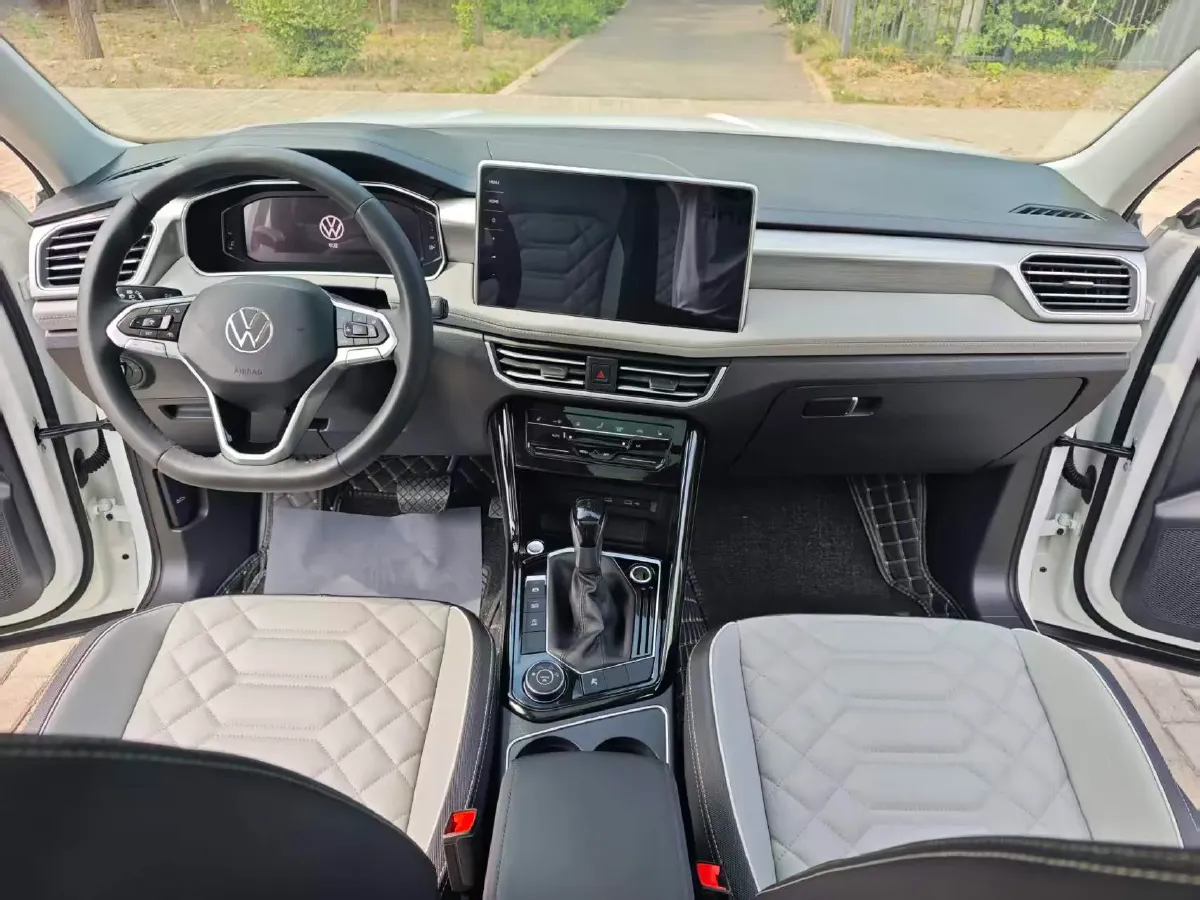 2023 Volkswagen Tayron 2.0T 220HP L4 7DCT,autocango,china used car exporter,china ev exporter,chinese used car exporter,chinese used ev exporter