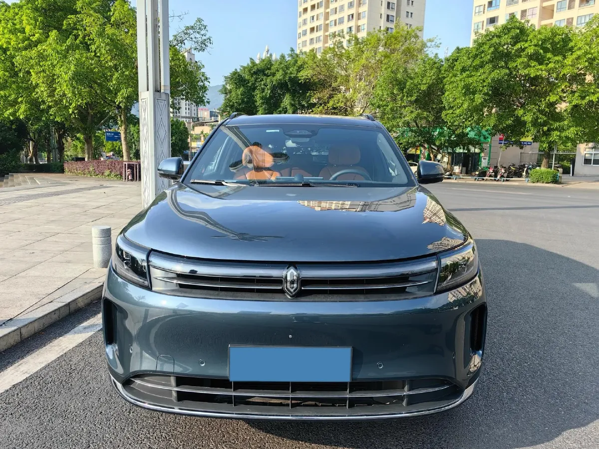 2024 AITO AITO M7 1.5T 152HP L4 REEV 42KWH,autocango,china used car exporter,china ev exporter,chinese used car exporter,chinese used ev exporter